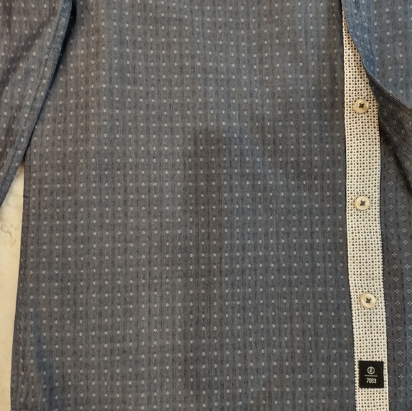 7 DIAMONDS FIT SHIRT. - Picture 17 of 17